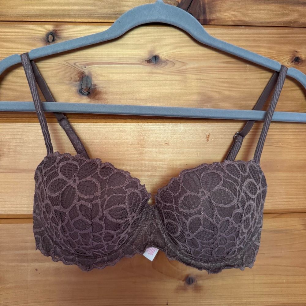 PINK Victoria's Secret Floral Lace Bra - Taupe 32D